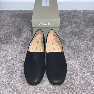 NEVER WORN- Clarks black shoes
